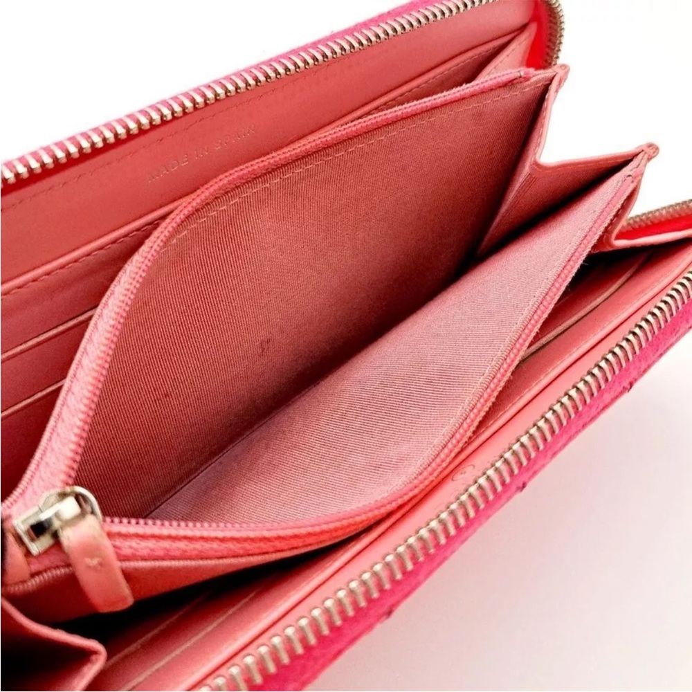 CHANEL Matelasse Patent Quilted Zippy Pink Long Wallet CC + Box - Picture 11 of 13
